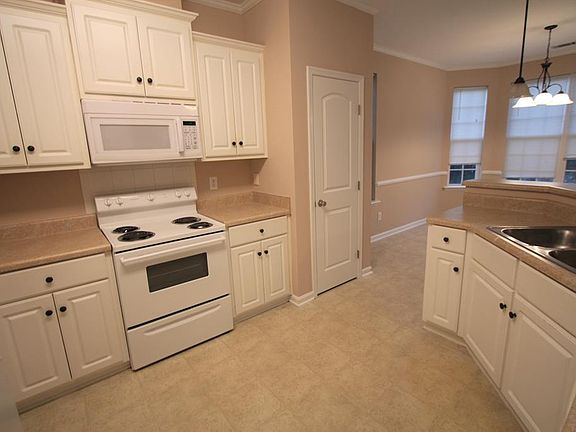 5th image of 963 Cannock St