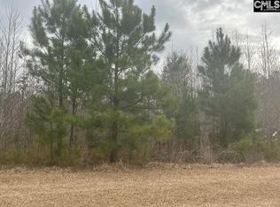 70 Chance Ln, Salters, SC 29590