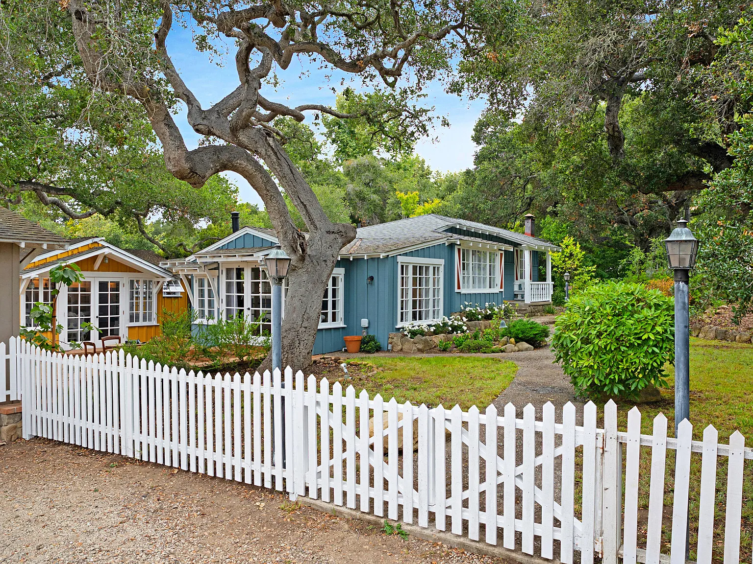2 bed, 2.0 bath, $10,000 — Photo 2