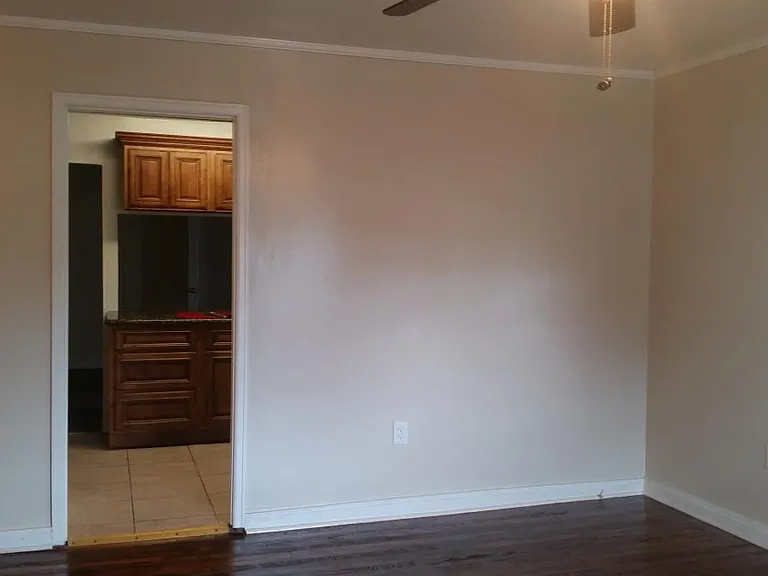 605 Herald St — Photo 3