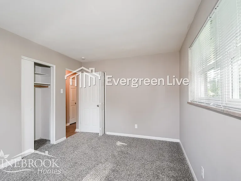 46 Jean Dr — Photo 9