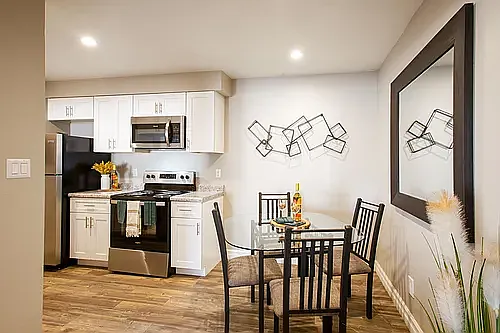 Chandler Meadows Furnished Apartments — Photo 40