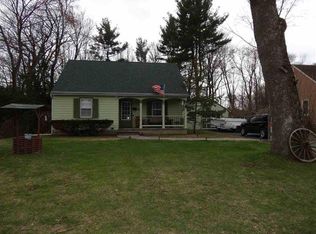 20 Willowbrook Rd, Glenville, NY 12302