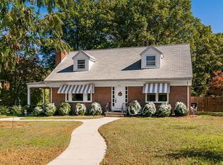 409 Oakland Dr, Burlington, NC 27215