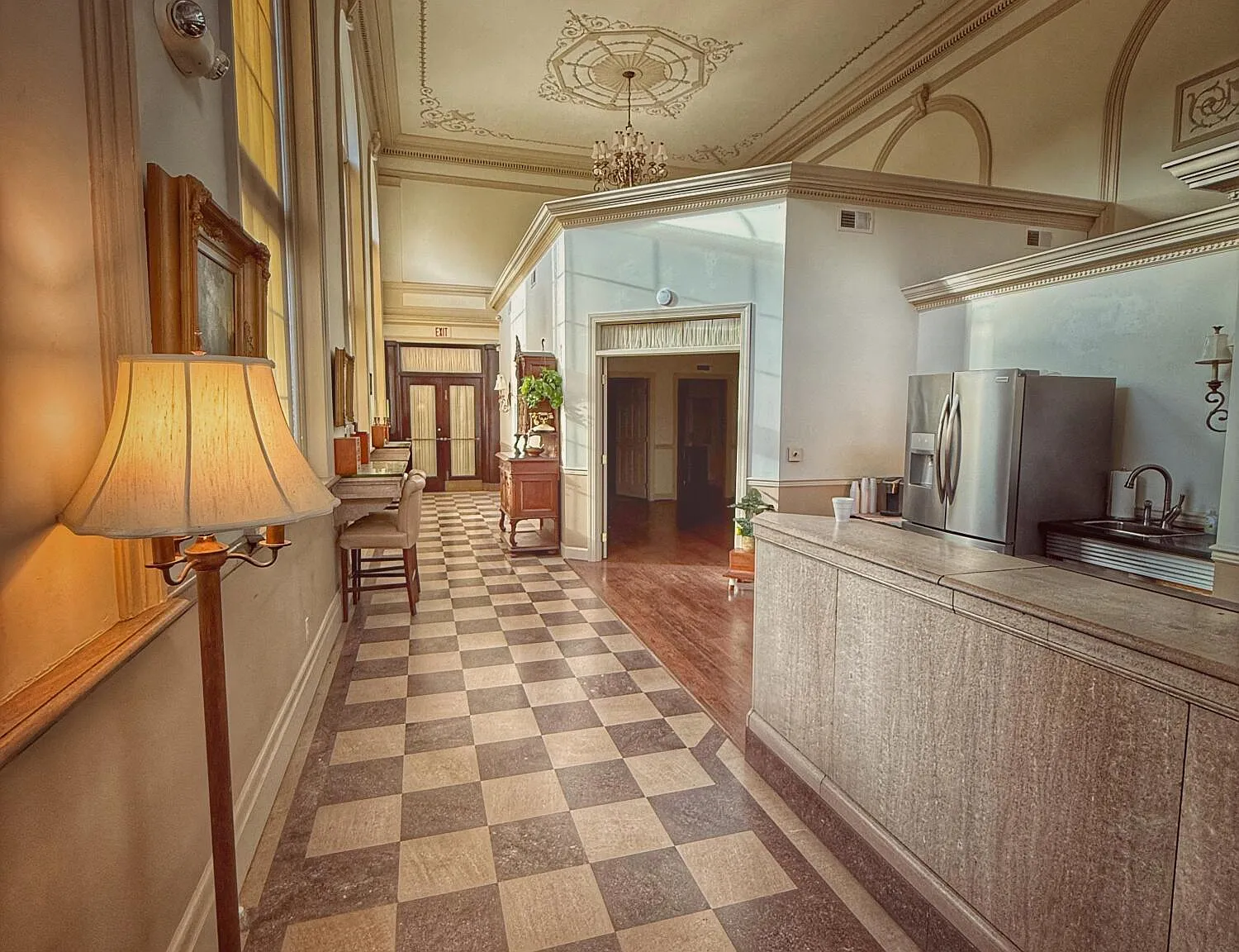 1 bed, 1500 sqft, $1,800 — Photo 1
