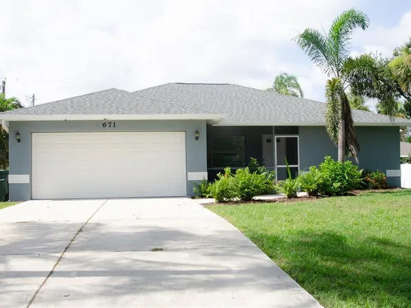 671 E Baffin Dr, Venice, FL 34293