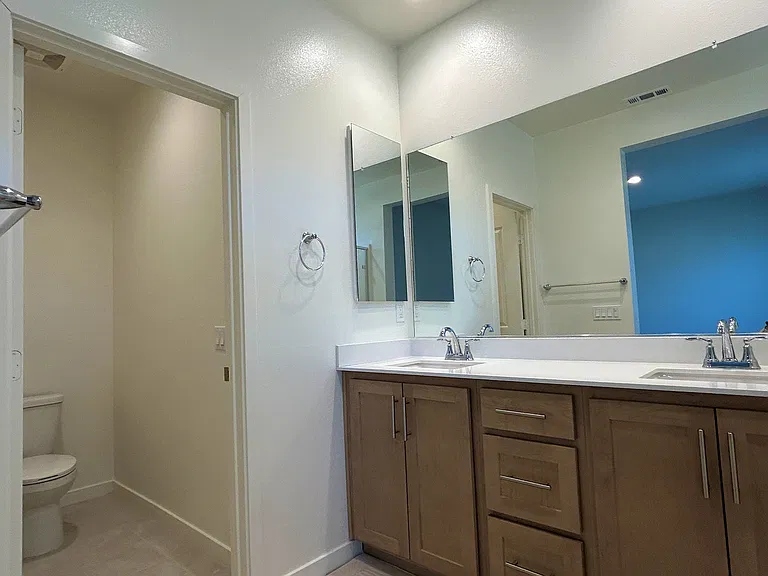32408 Tannat Dr — Photo 9