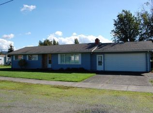 329 2nd St, Sumas, WA 98295