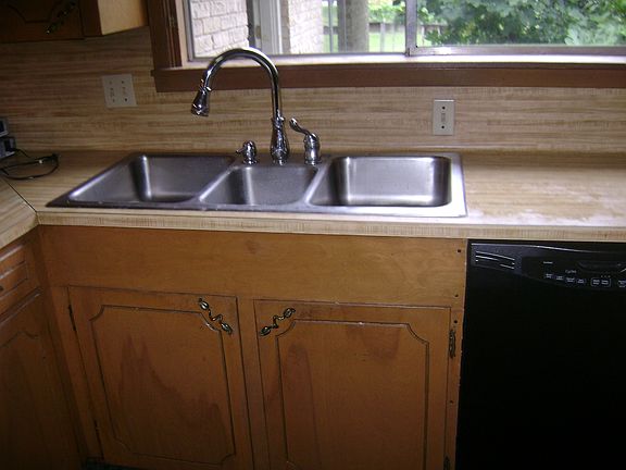 5th image of 416 Lakeshore Dr