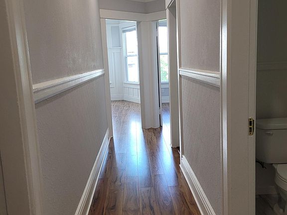 4th image of 908 Stanyan St #B