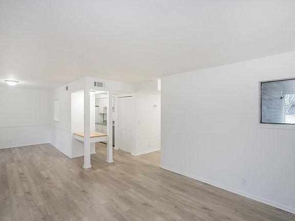 4th image of 312 Summit Ridge Cir