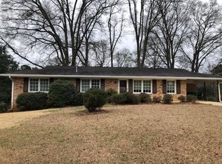 3933 Barr Cir, Tucker, GA