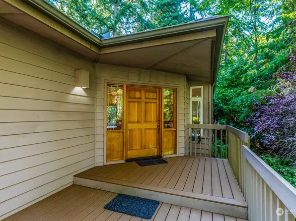 24 Hemlock Court, Port Townsend, WA 98368