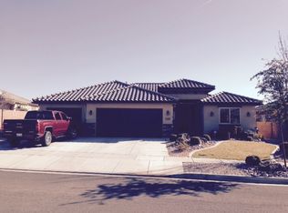 568 N La Ruta Dr, Washington, UT 84780