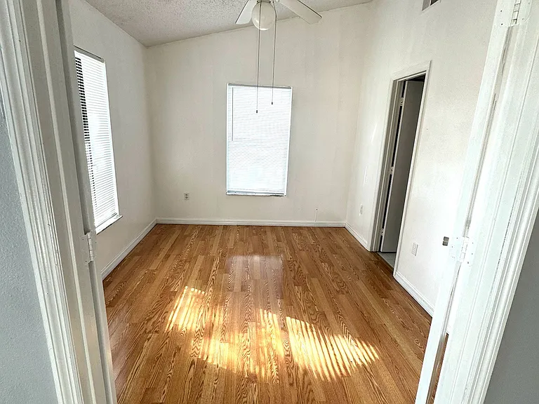 621 Caribou Ct — Photo 9