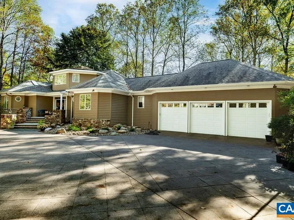 105 Saddleback Knl, Nellysford, VA 22958