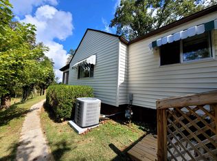 355 Fudges Creek Rd, Ona, WV 25545