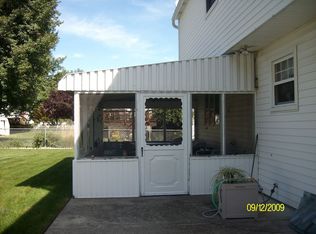 38 Springlane Dr, Blackwood, NJ 08012