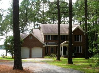 30480 Eastlake Rd, Wagram, NC 28396