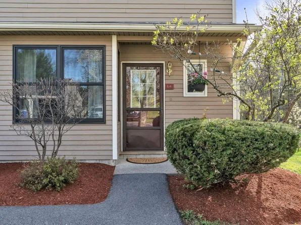 L9 Stonehedge Drive, South Burlington, VT 05403
