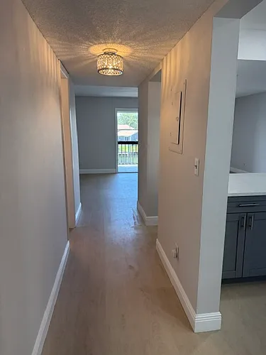 6315 Newtown Cir Photo 1