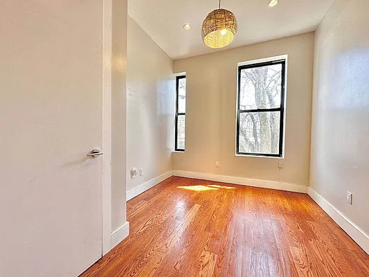 Rented by Doorway NYC, LLC | media 9