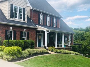 4626 Country Club Rd, Troutville, VA 24175