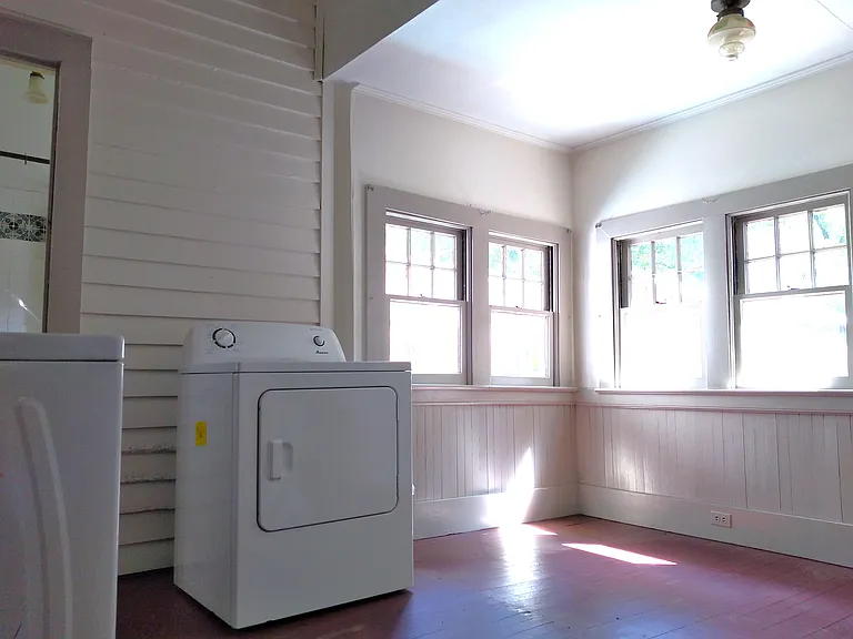 829 Wilkerson Ave — Photo 6
