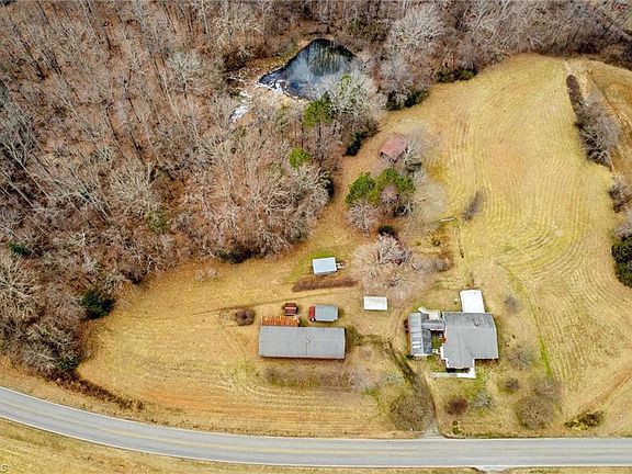 3rd image of 2340 Patterson Rd