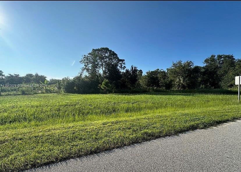 1st image of 9216 Sleepy Oaks Dr