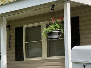 714 E Michigan Ave, Urbana, IL
