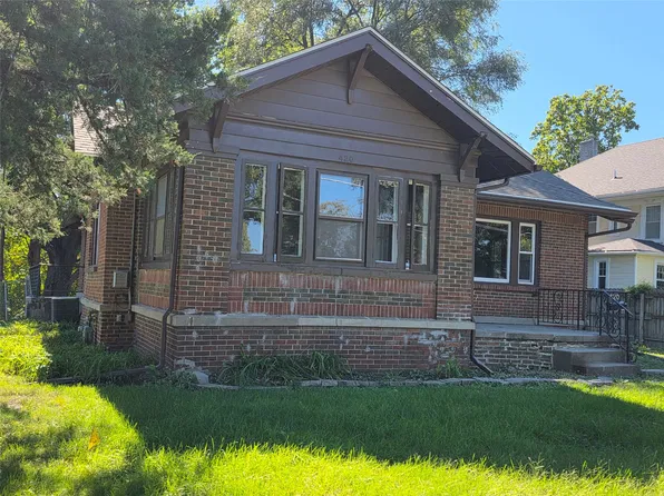 420 Olinda Ave, Des Moines, IA 50315