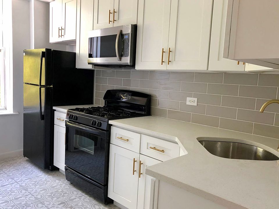 1st image of 339 E 29th St #2
