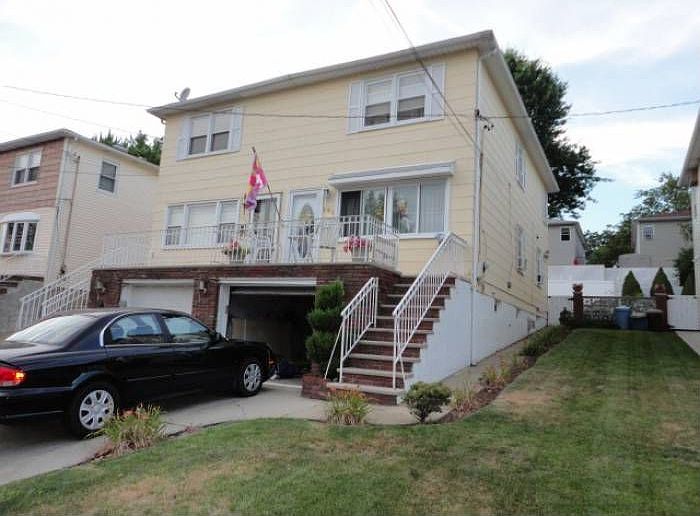 1st image of 197 Tysens Ln