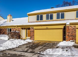 1504 Richmond Dr, Zionsville, IN 46077