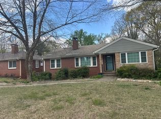 411 Lynnhaven Dr SW, Atlanta, GA 30310