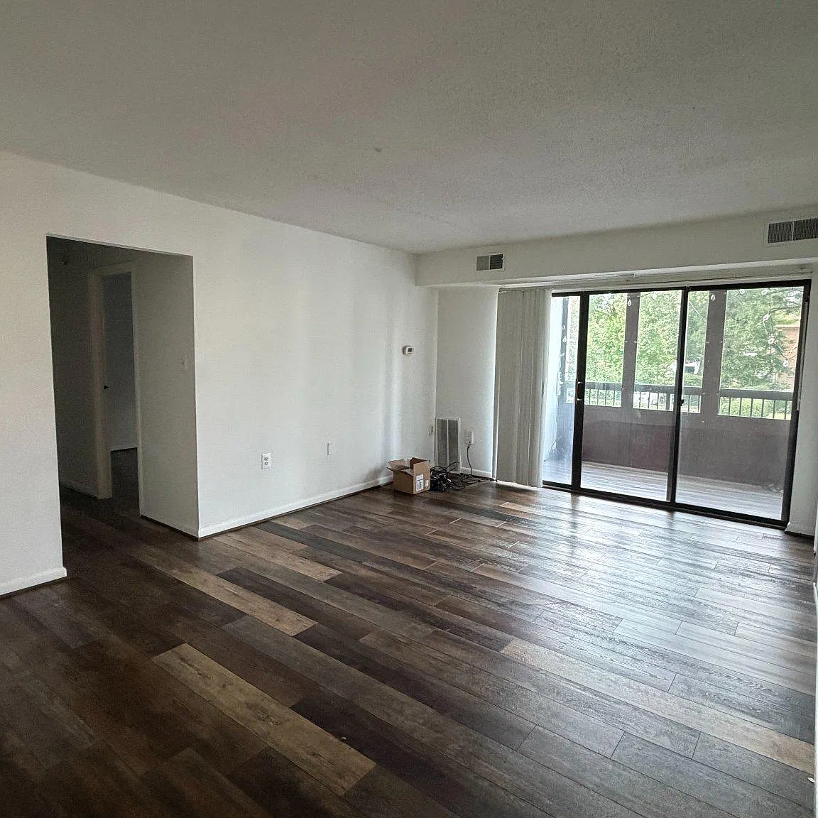 Lifestyle Condo — Photo 2