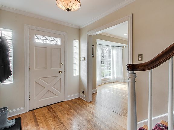 3rd image of 959 Marion Ave