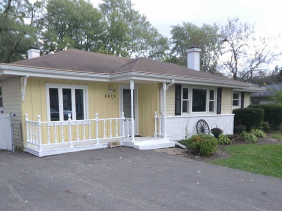 2nd image of 2415 SE Thornwood Dr