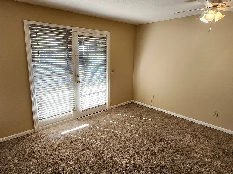 3904 Armour Ave — Photo 11