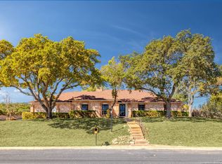 1703 Rob Roy Ln, San Antonio, TX 78251