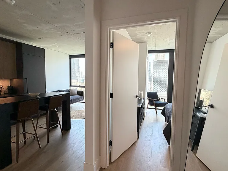 234 W Polk St #2806 — Photo 7