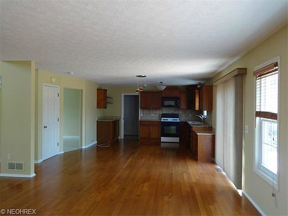 5th image of 3124 Killingworth Ln