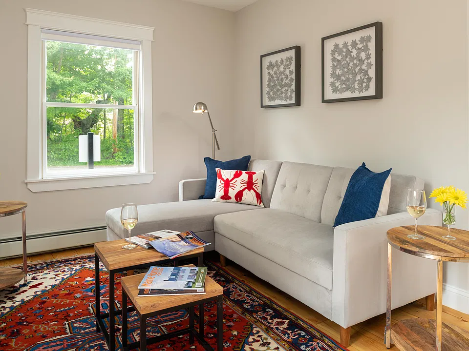 108 Summer St #1