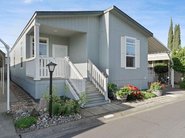 90 Buena Vista Dr, Lodi, CA 95240