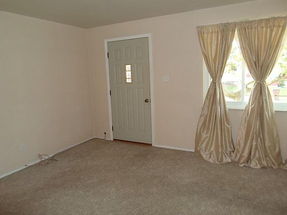 4th image of 3591 Vernier Dr