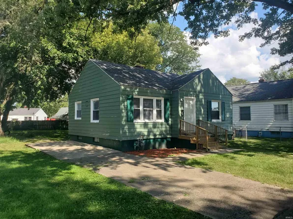 3817 Belle Vis, South Bend, IN 46619