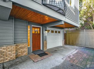 1133 10th Ave E #B, Seattle, WA 98102