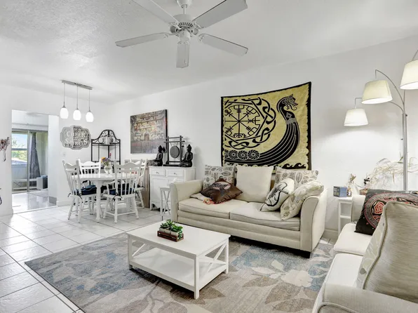 461 NW 76th Avenue #205, Margate, FL 33063