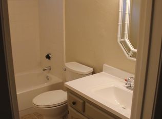 2822 Green Oaks Dr, Garland, TX 75040